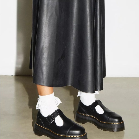 Dr Martens Women’s Bethan Oxford Black Mary Jane Platform Shoes - Picture 2 of 8